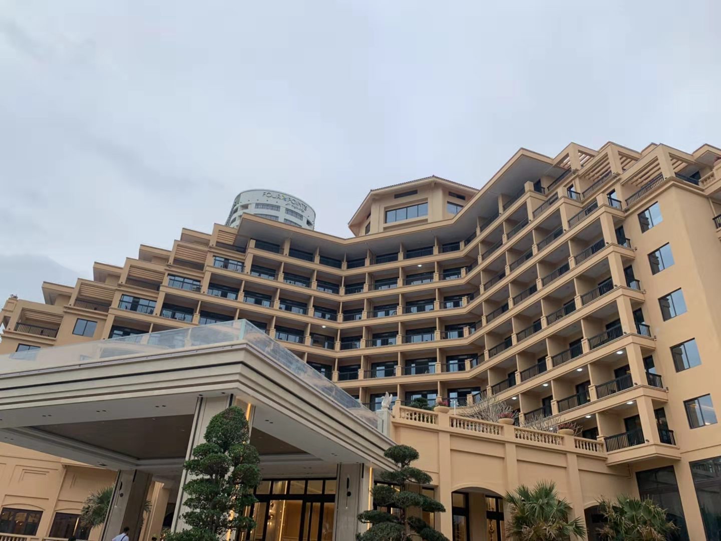 三亚金凤凰海景酒店厨房设备